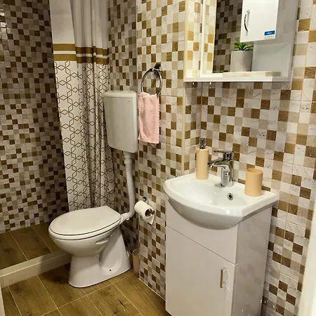 Krejovic アランジェロヴァツ