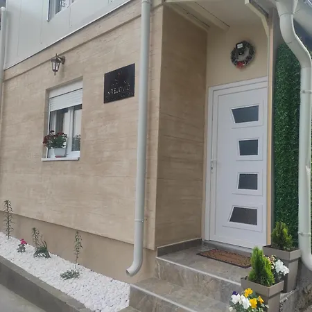 アパート Krejovic *